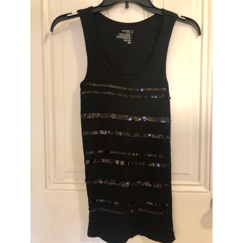 SALE! 🛑 Old Navy Black Sequin Tank Top
